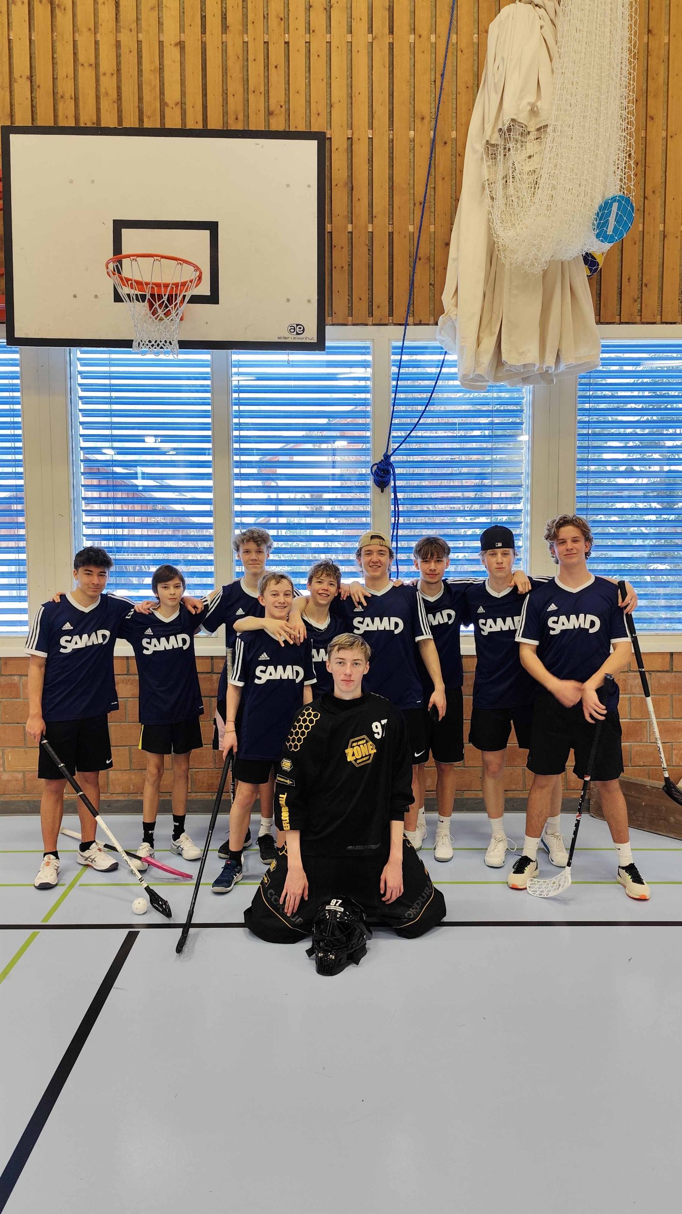 Unihockeyteam 26.jpg